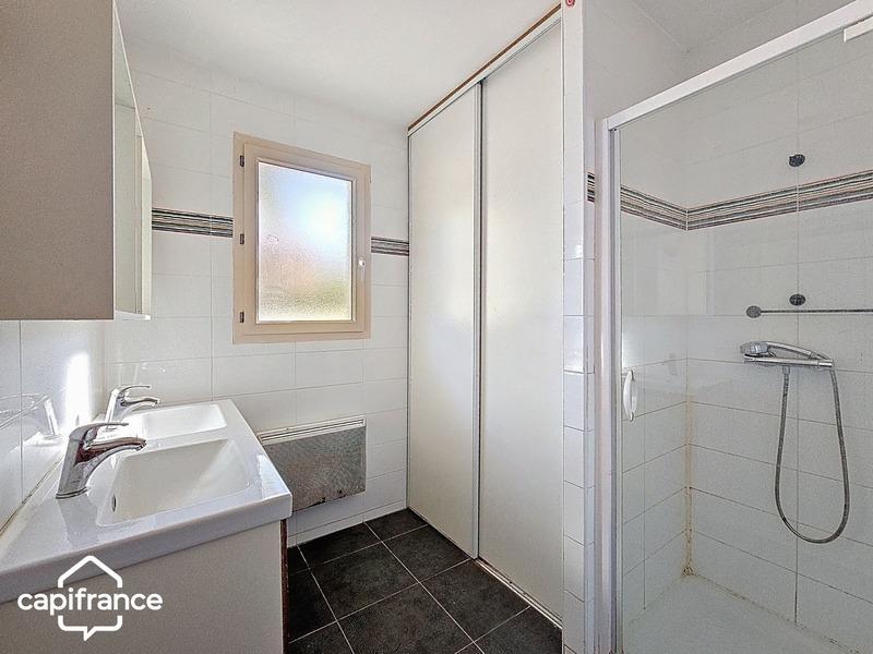 Maison - 449 m² - 18 pièces