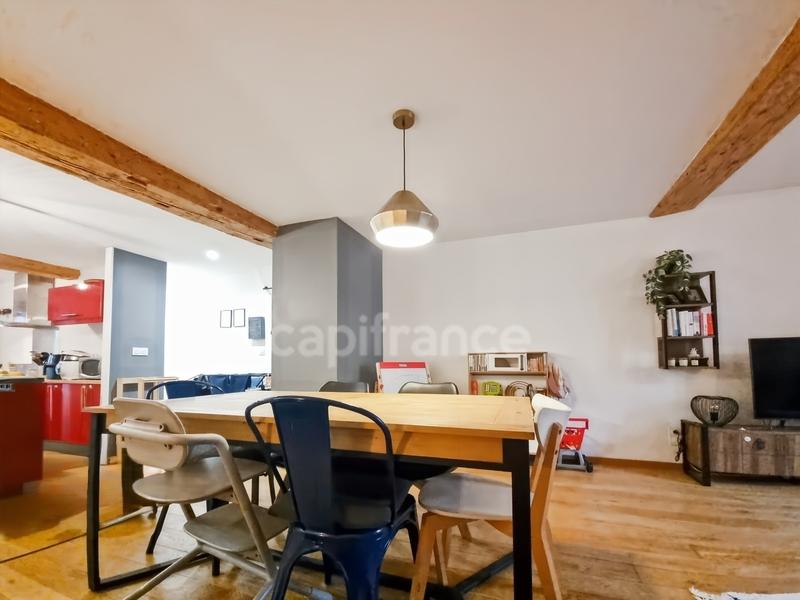 Appartement - 82 m² - 3 pièces