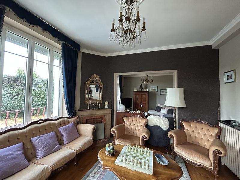 Maison - 165 m² - 7 pièces