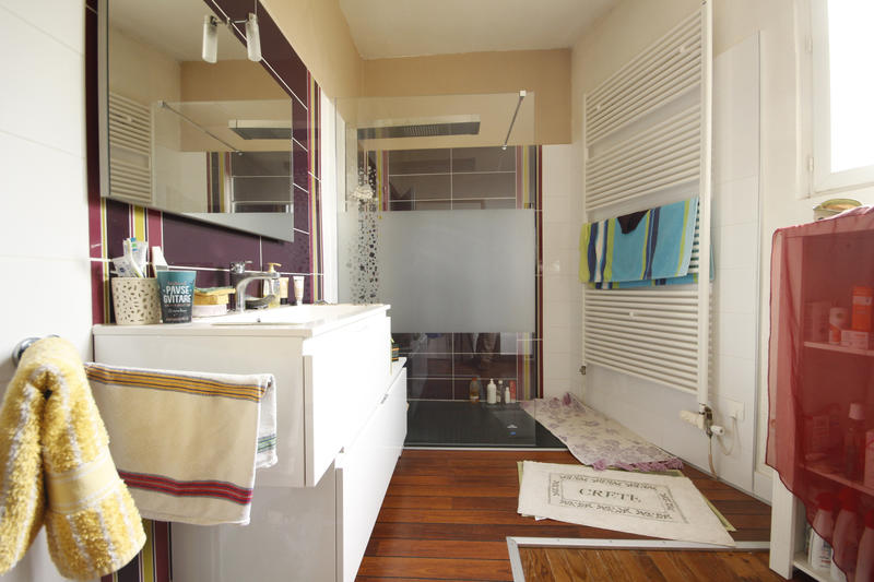 Maison - 230 m² - 6 pièces