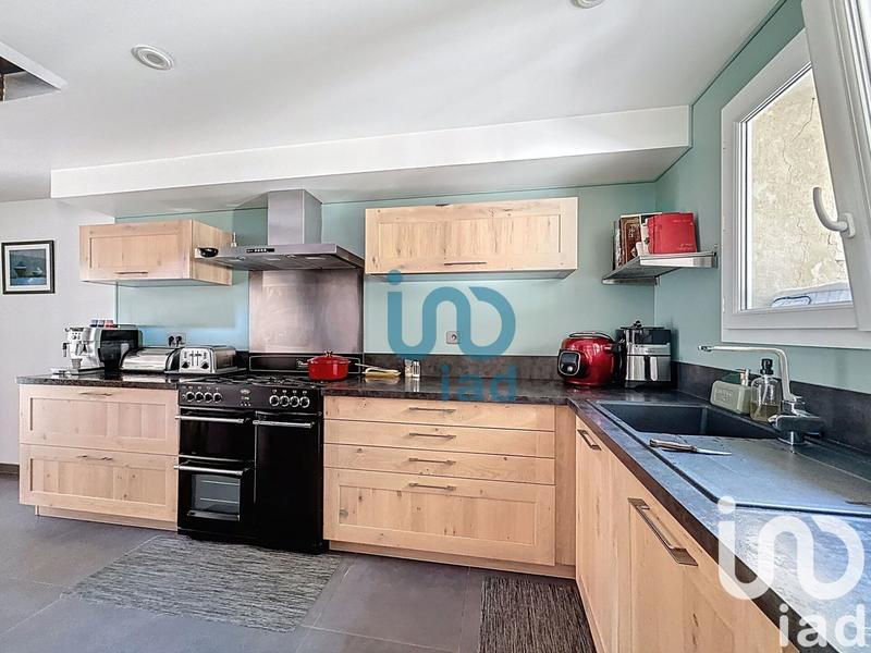 Maison - 272 m² - 10 pièces