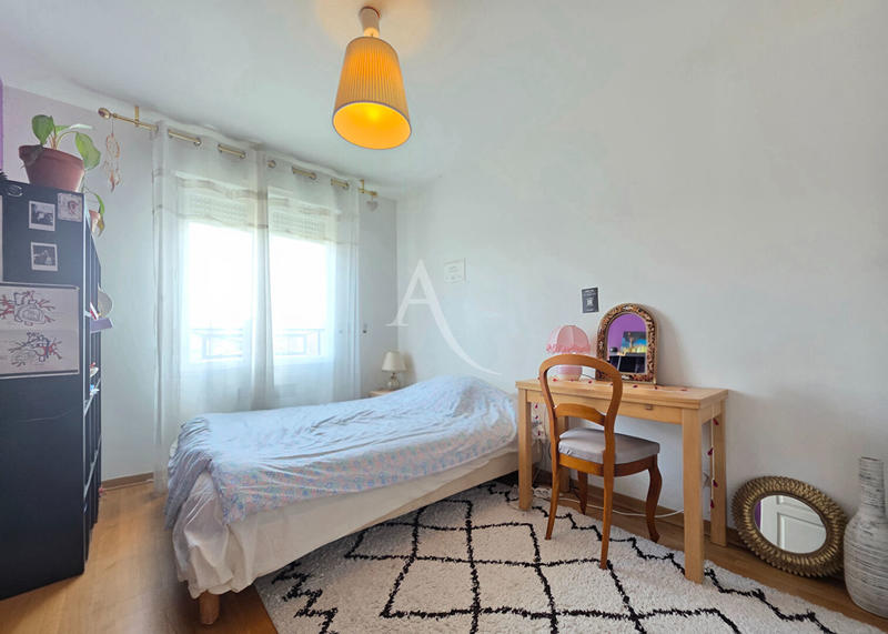 Maison - 115 m² - 8 pièces