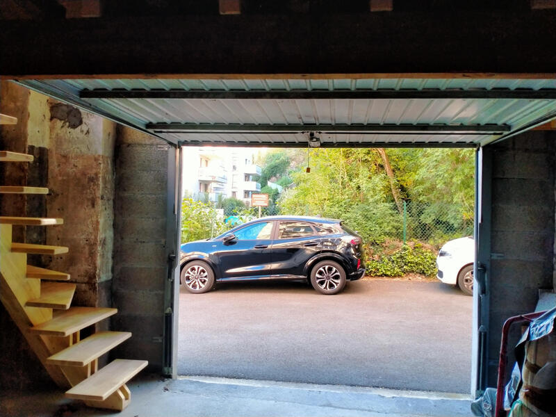 Parking / Garage - 41 m²