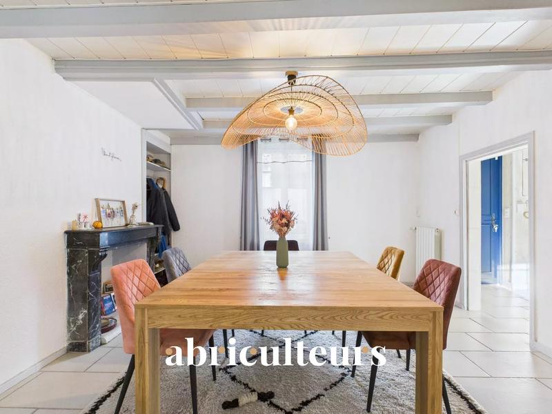 Maison - 158 m² - 7 pièces