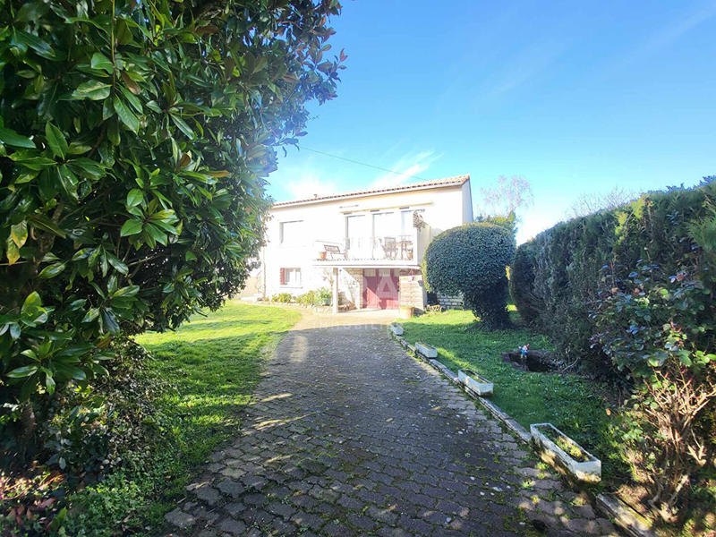 Maison - 108 m² - 5 pièces