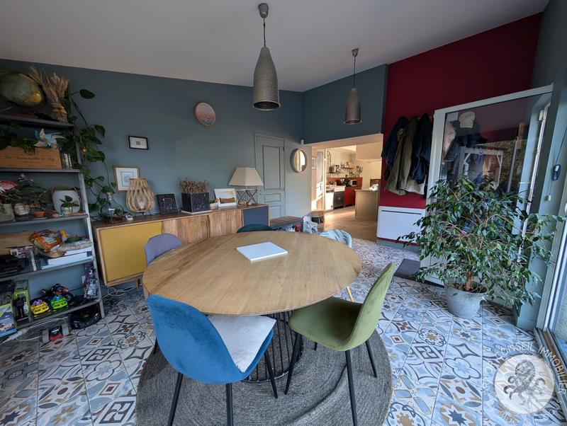 Maison - 159 m² - 6 pièces