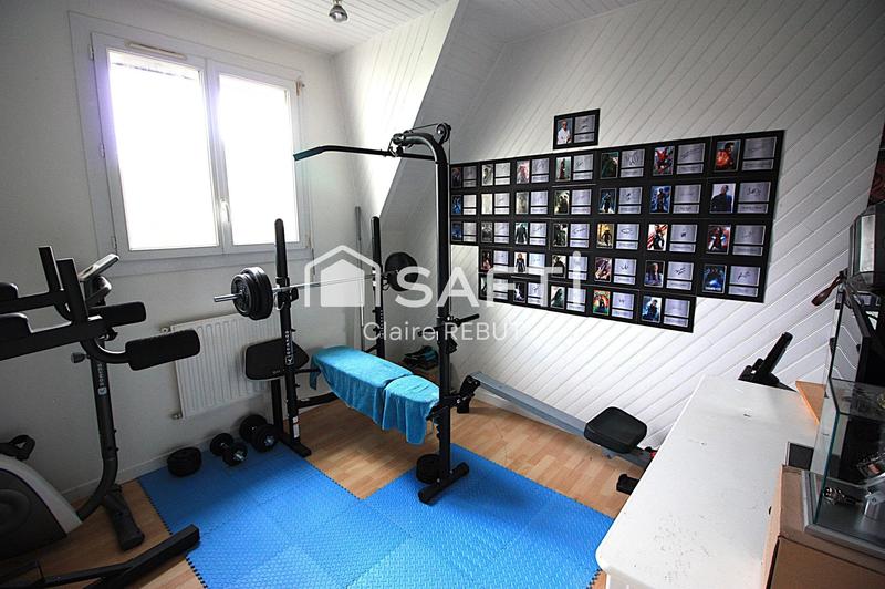 Maison - 210 m² - 9 pièces