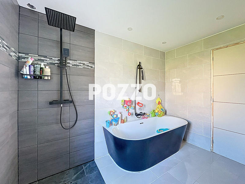 Maison - 93 m² - 3 pièces