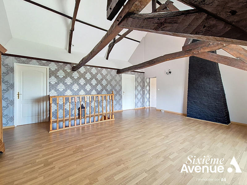 Maison - 265 m² - 6 pièces