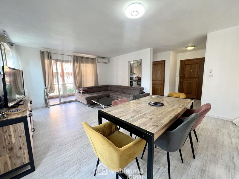 Appartement - 100 m² - 4 pièces