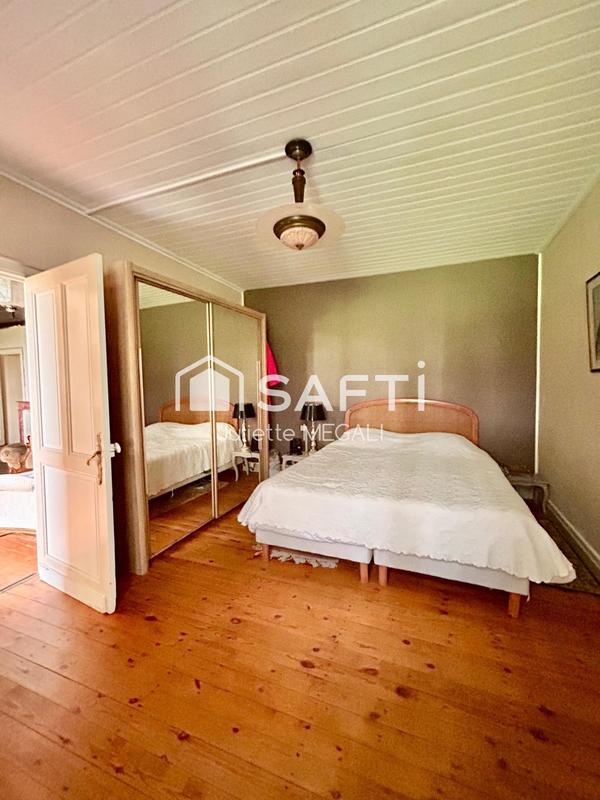 Maison - 140 m² - 5 pièces