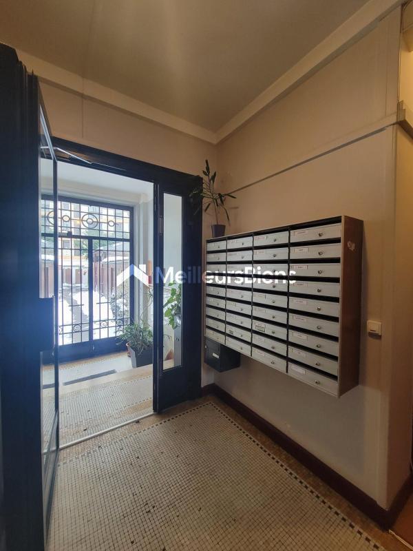 Studio - 13 m² - 1 pièce