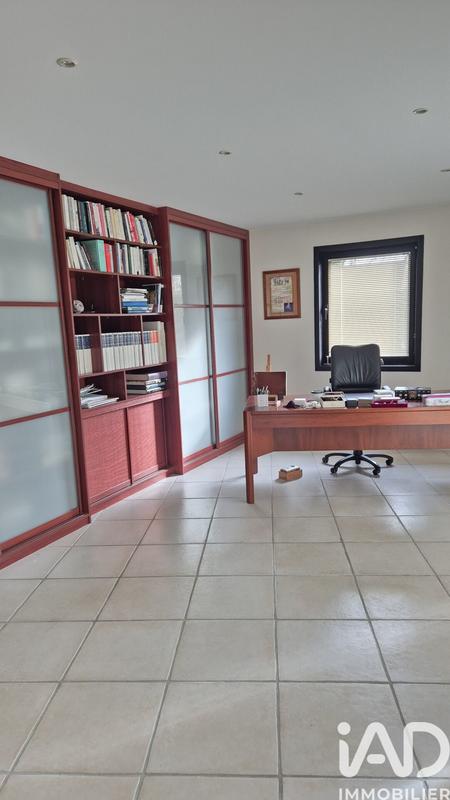 Maison de maîtres - 366 m² - 12 pièces