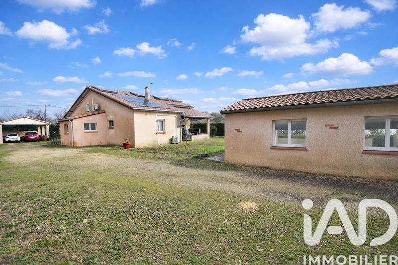 Maison - 212 m² - 8 pièces