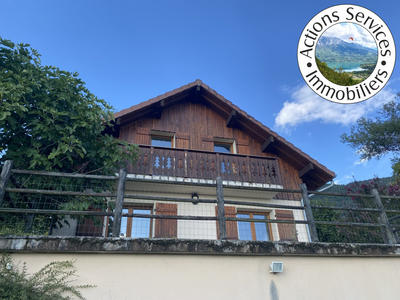 Villa - 95 m² - 4 pièces