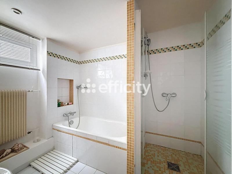 Maison - 144 m² - 5 pièces