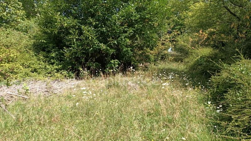 Terrain constructible - 836 m²