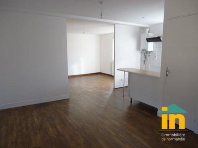 Appartement - 214 m² - 12 pièces
