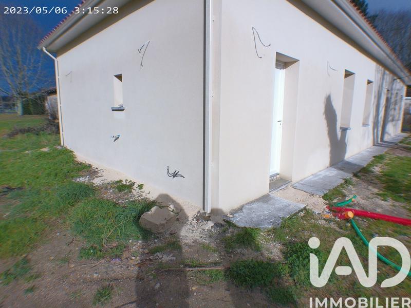 Maison - 92 m² - 4 pièces