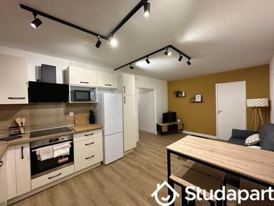 Chambre - 13 m² - 1 pièce