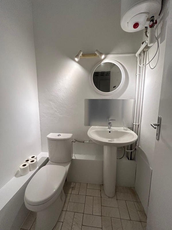 Local commercial - 32 m² - 2 pièces