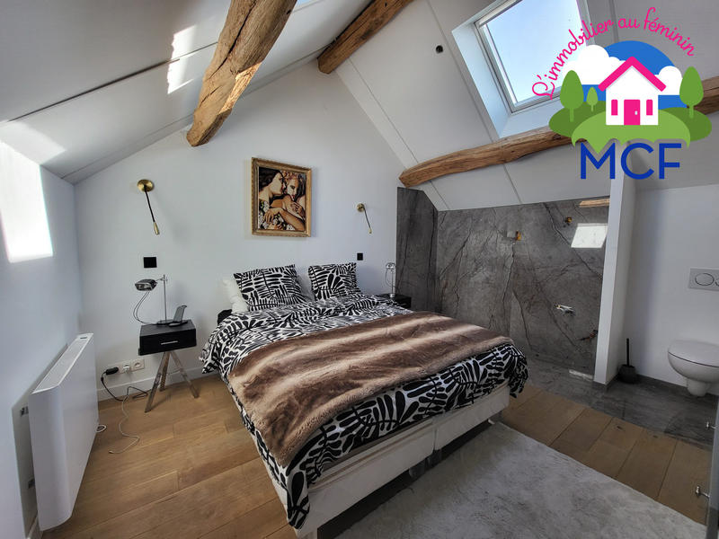 Maison ancienne - 229 m² - 8 pièces