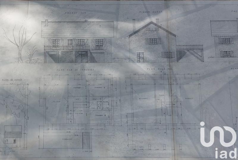 Maison - 215 m² - 8 pièces