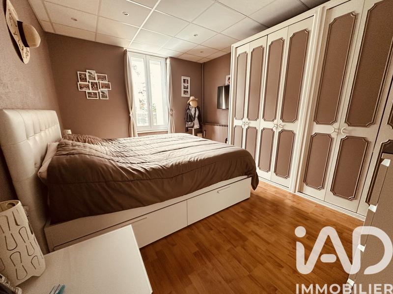 Maison - 368 m² - 15 pièces