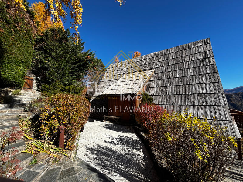 Maison - 147 m² - 7 pièces