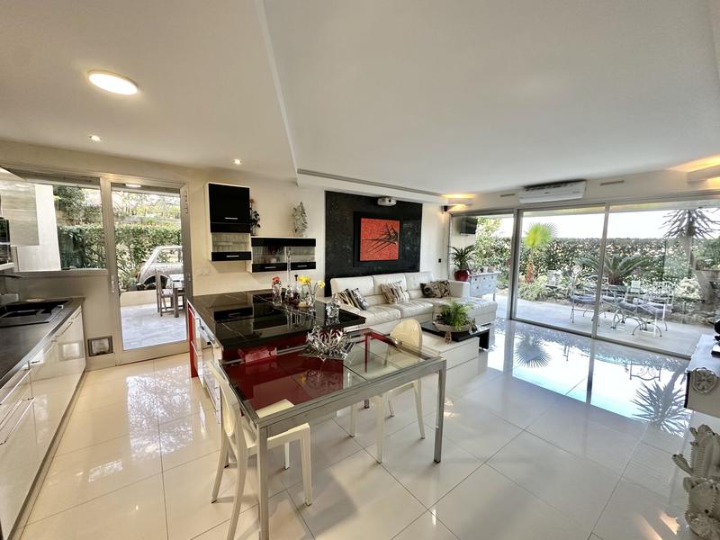 Appartement - 70 m² - 3 pièces