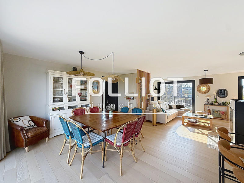 Maison - 97 m² - 4 pièces