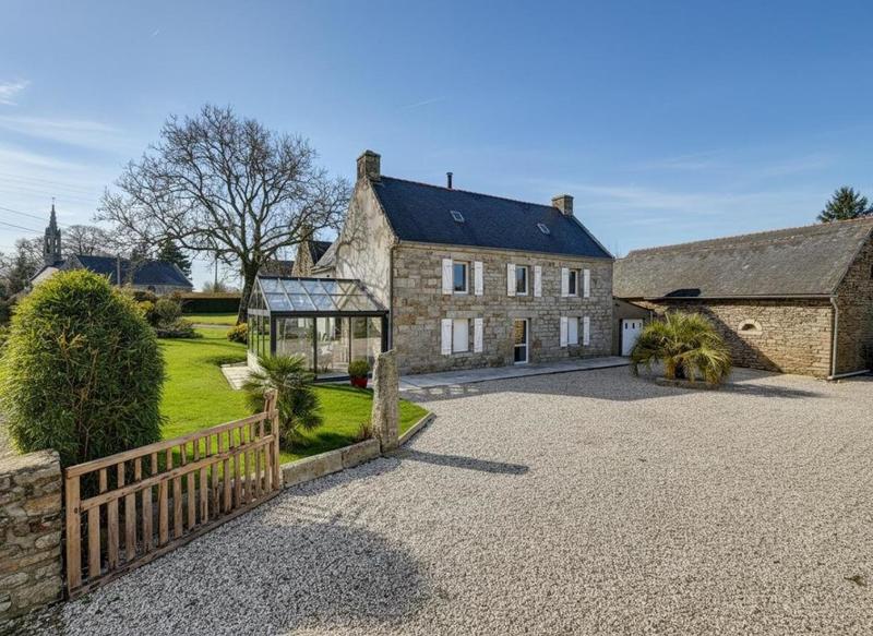 Corps de ferme - 360 m² - 15 pièces