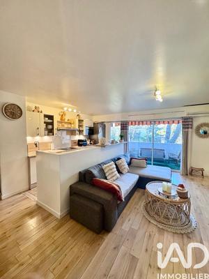 Appartement - 80 m² - 4 pièces