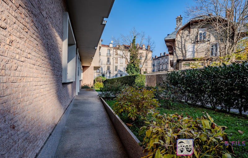 Appartement - 109 m² - 5 pièces