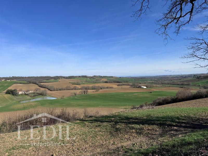 Propriété - 315 m² - 5 pièces