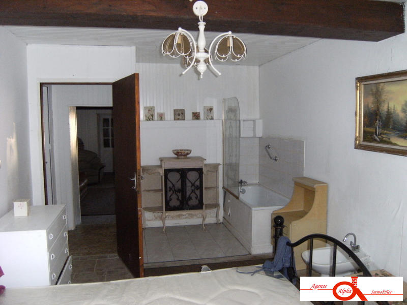 Maison ancienne - 175 m² - 6 pièces