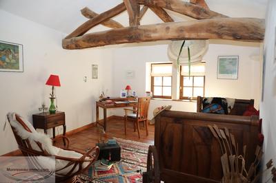 Propriété - 250 m² - 9 pièces