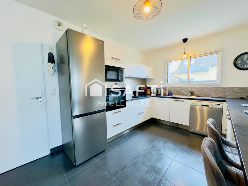 Maison - 96 m² - 5 pièces