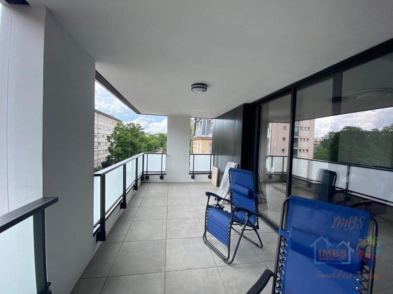 Appartement - 85 m² - 4 pièces