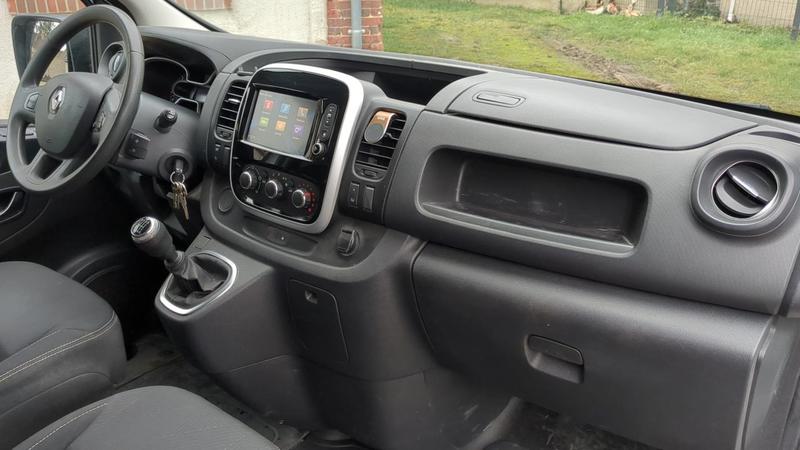 Renault Trafic Vu III 2.0 dCi 120 Grand Confort L1h1