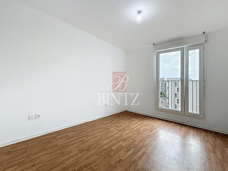 Appartement - 80 m² - 5 pièces
