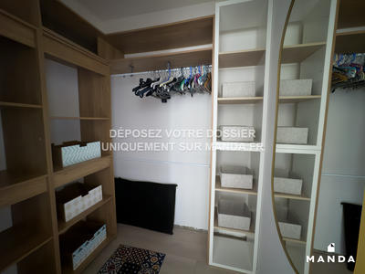 Chambre - 10 m² - 4 pièces