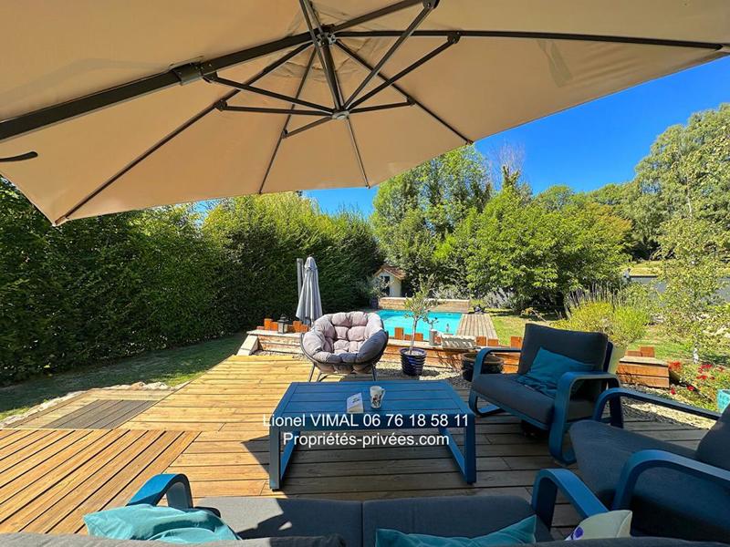 Maison - 310 m² - 6 pièces