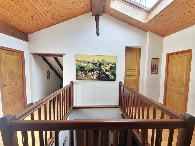 Maison - 311 m² - 14 pièces
