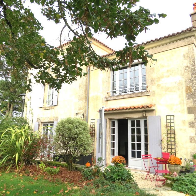 Maison de village - 200 m² - 11 pièces