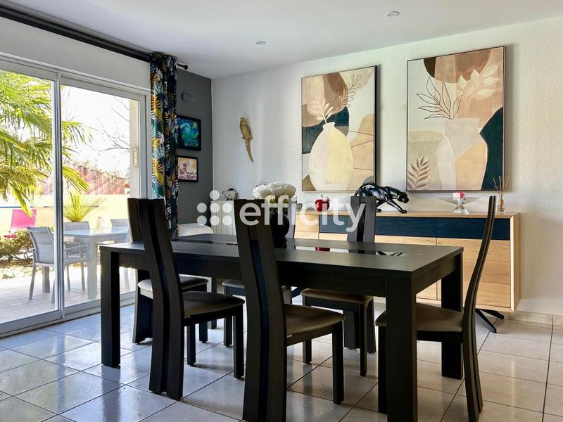 Maison - 185 m² - 7 pièces