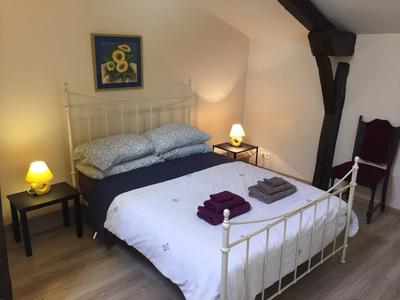 Maison traditionnelle - 81 m² - 11 pièces