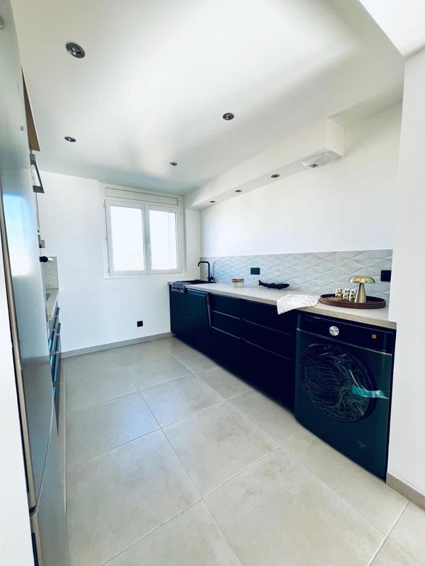 Appartement - 64 m² - 3 pièces