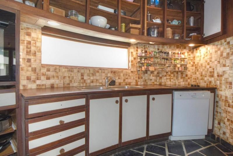 Maison - 260 m² - 8 pièces