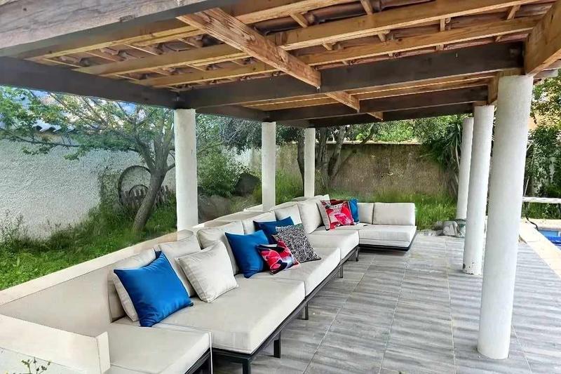 Maison - 276 m² - 6 pièces